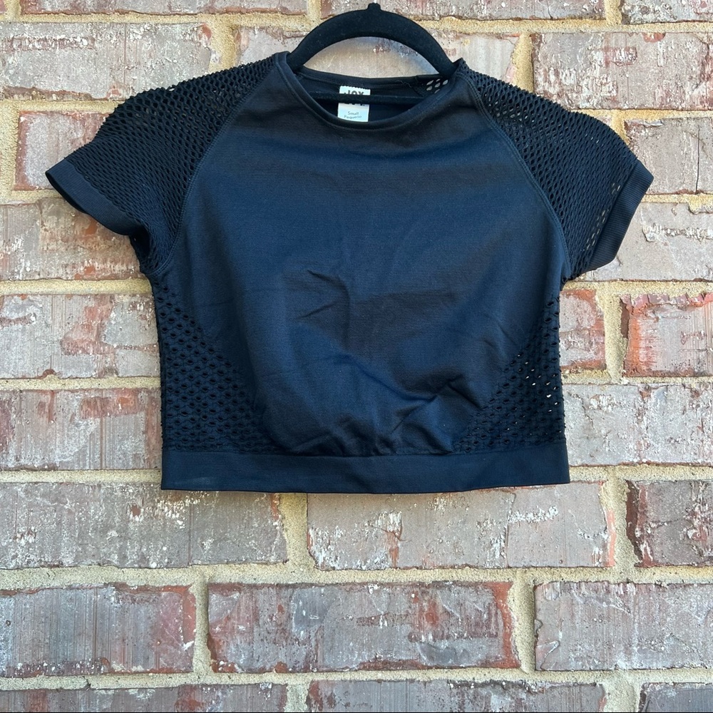 Black crop top
